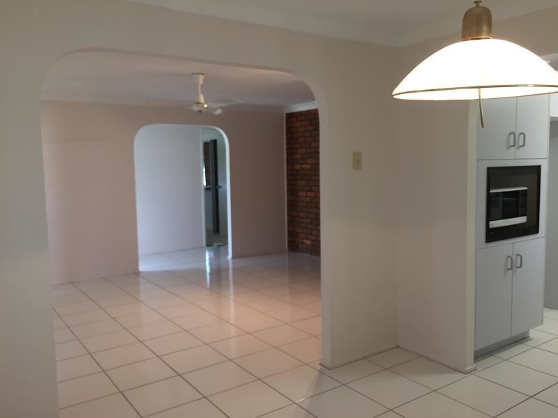 5 Davey Avenue, Frenchville QLD 4701